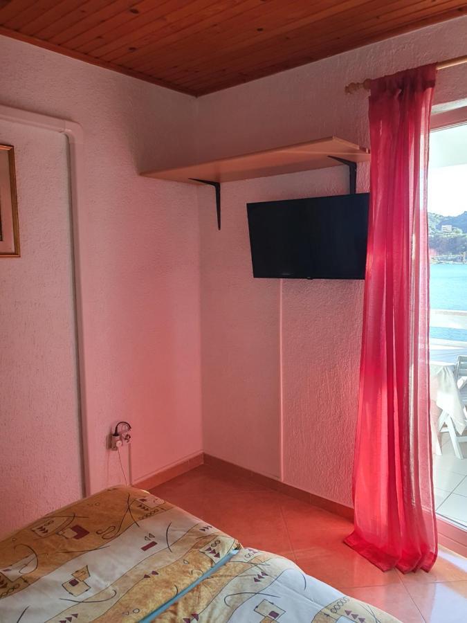 Apartmani Mira Supetarska Draga Dış mekan fotoğraf