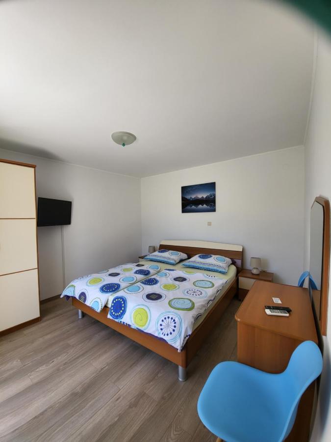 Apartmani Mira Supetarska Draga Dış mekan fotoğraf