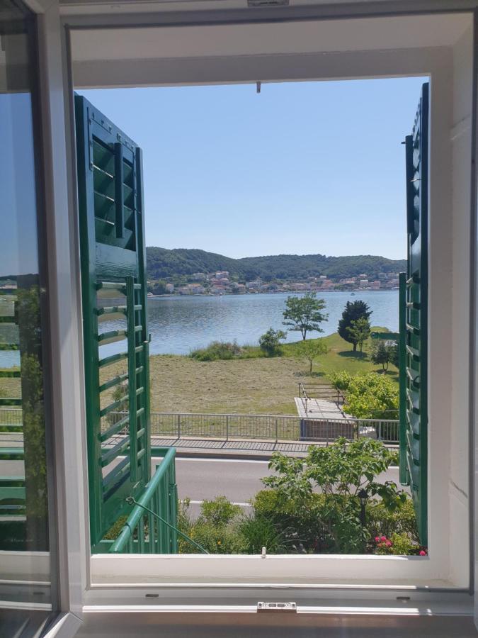 Apartmani Mira Supetarska Draga Oda fotoğraf