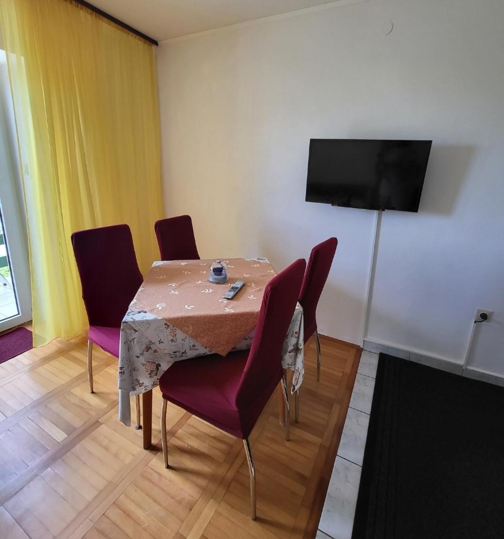 Apartmani Mira Supetarska Draga Dış mekan fotoğraf