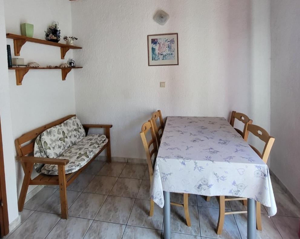 Apartmani Mira Supetarska Draga Dış mekan fotoğraf