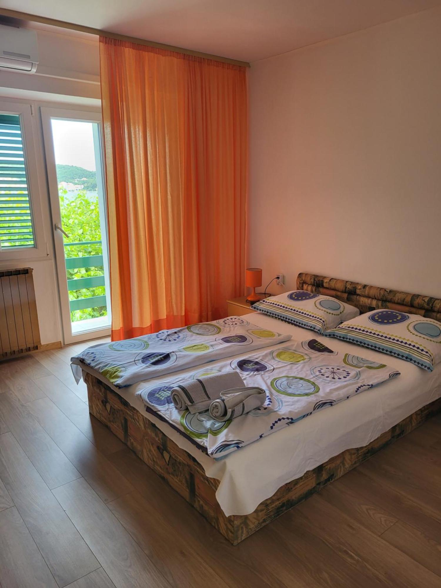 Apartmani Mira Supetarska Draga Dış mekan fotoğraf