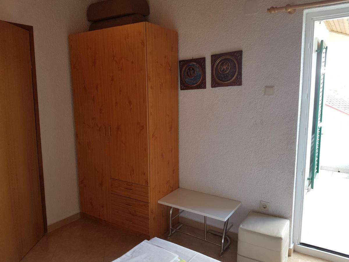 Apartmani Mira Supetarska Draga Dış mekan fotoğraf