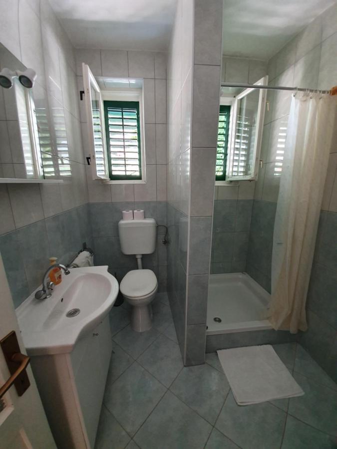 Apartmani Mira Supetarska Draga Dış mekan fotoğraf